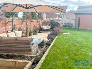 Photo 28- click for photo gallery